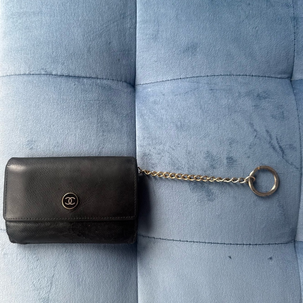 CHANEL Black Keychain CC Wallet